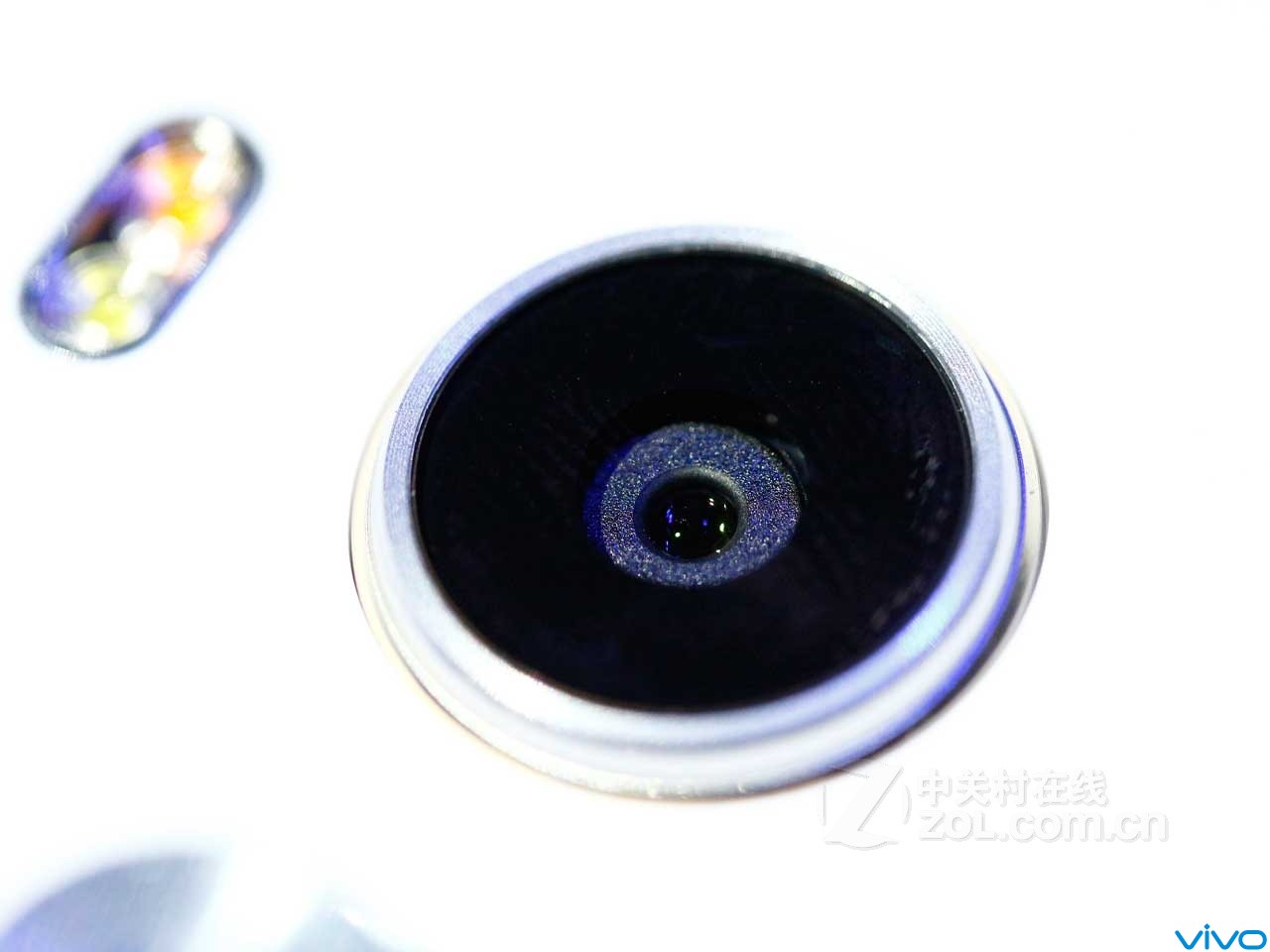 【中关村在线】vivo Xshot对比vivo Xplay3S-X