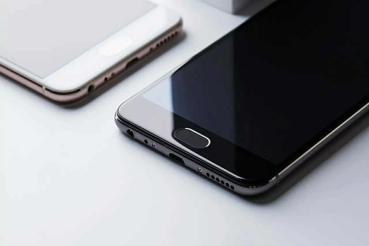 iPhone6手机壳VIVOx9手机壳|工业/产品|电子产品|姐姐很胸 - 原创作品 - 站酷 (ZCOOL)