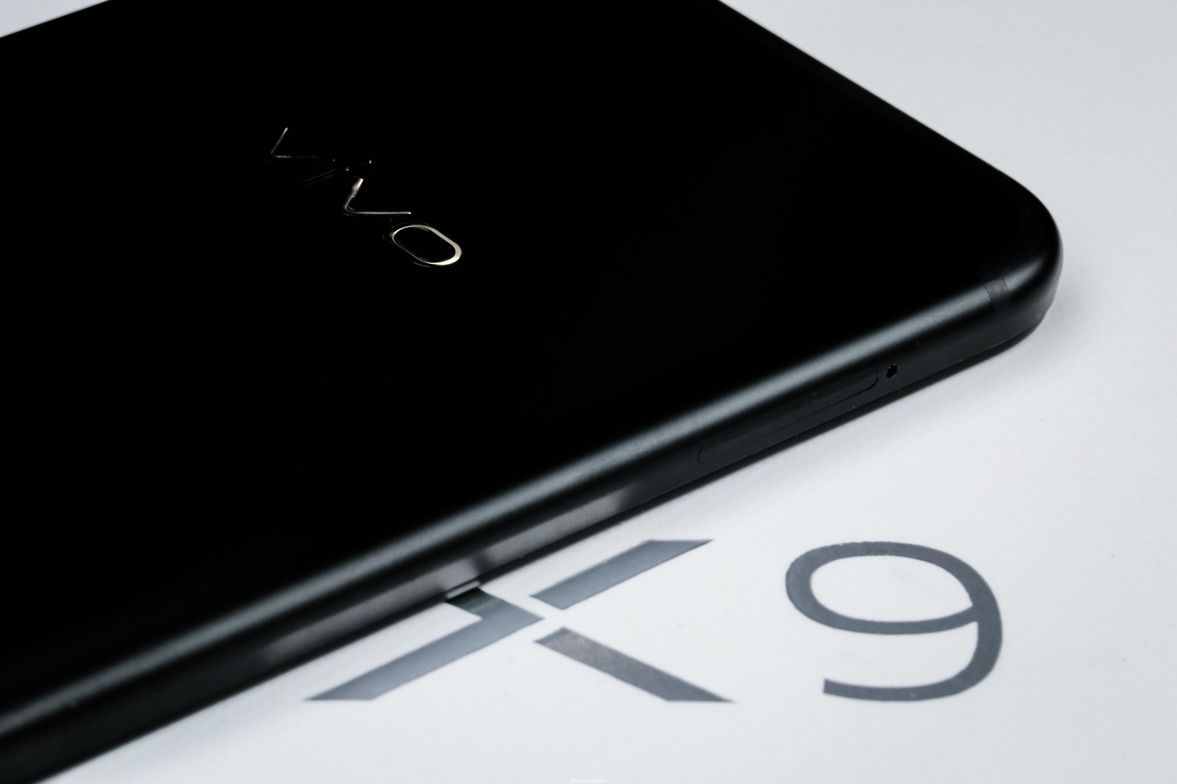银瓶炸裂,质感超星空灰,vivo x9磨砂黑黑暗来袭