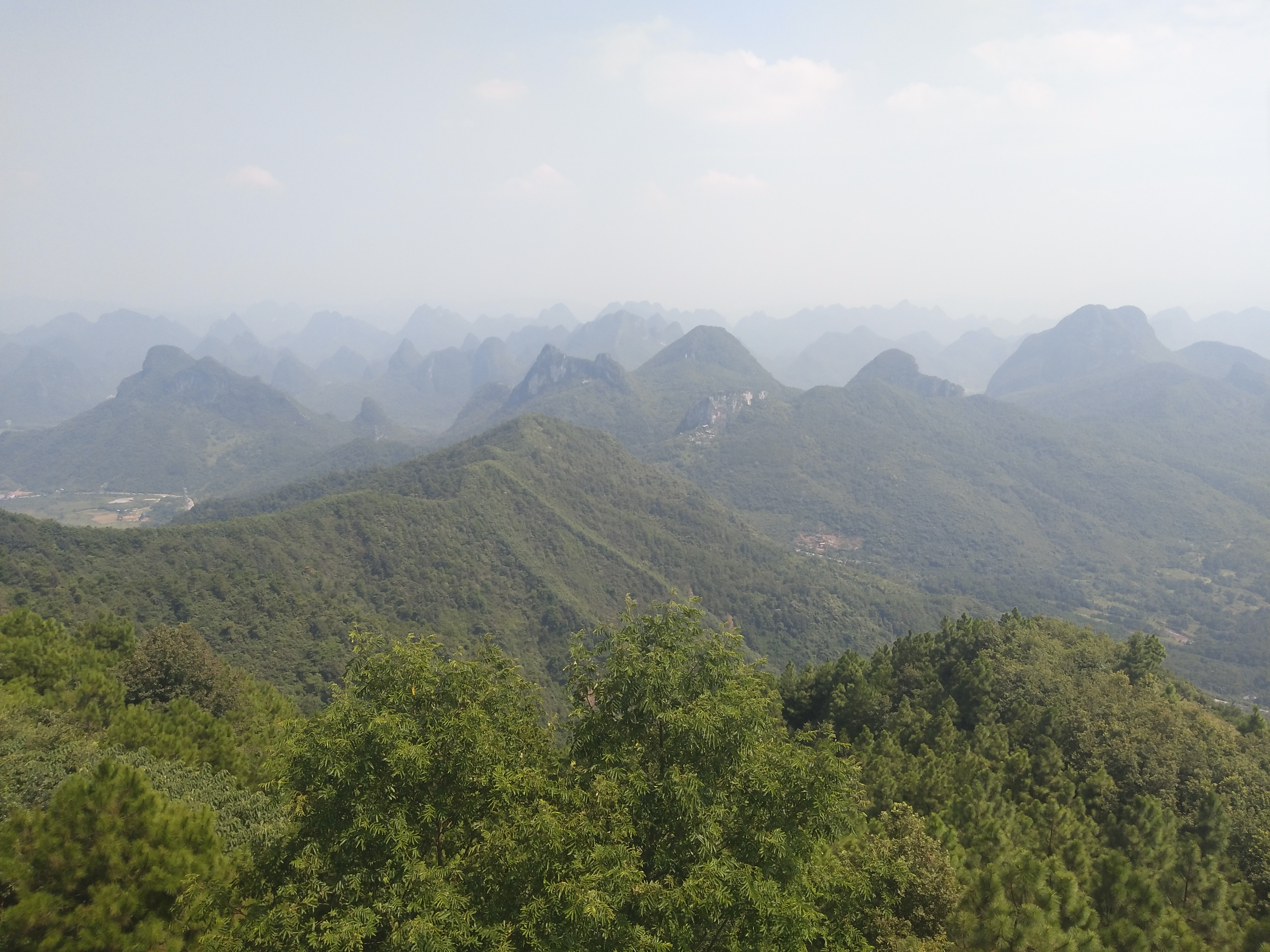 "#每日一拍#群山"