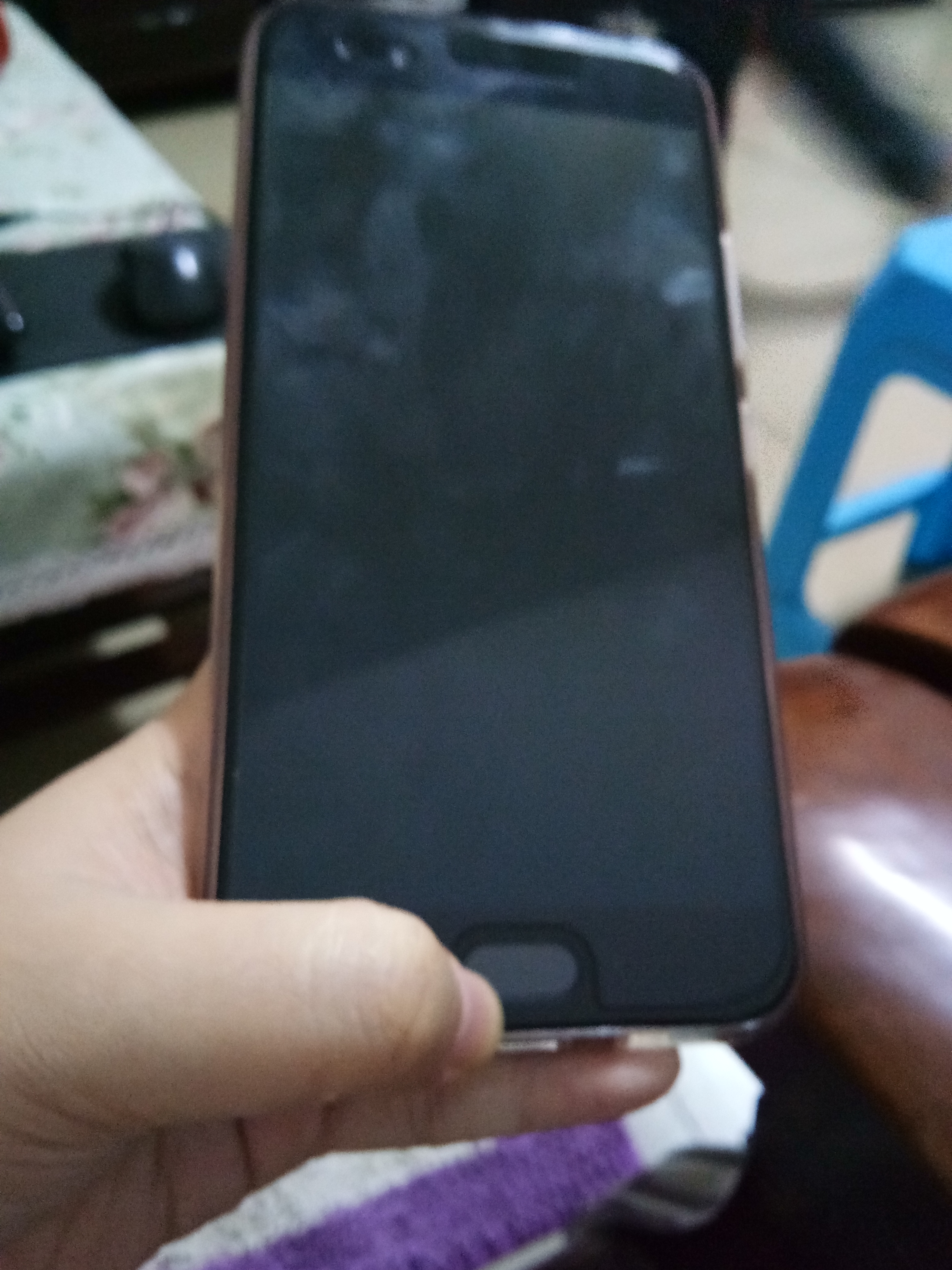 X9s Plus 现在现在按指纹的主屏幕键失灵,完全