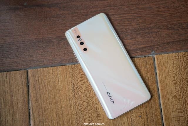 vivo x27三天上手体验:颜值和实力都齐了,还有比它更香的.