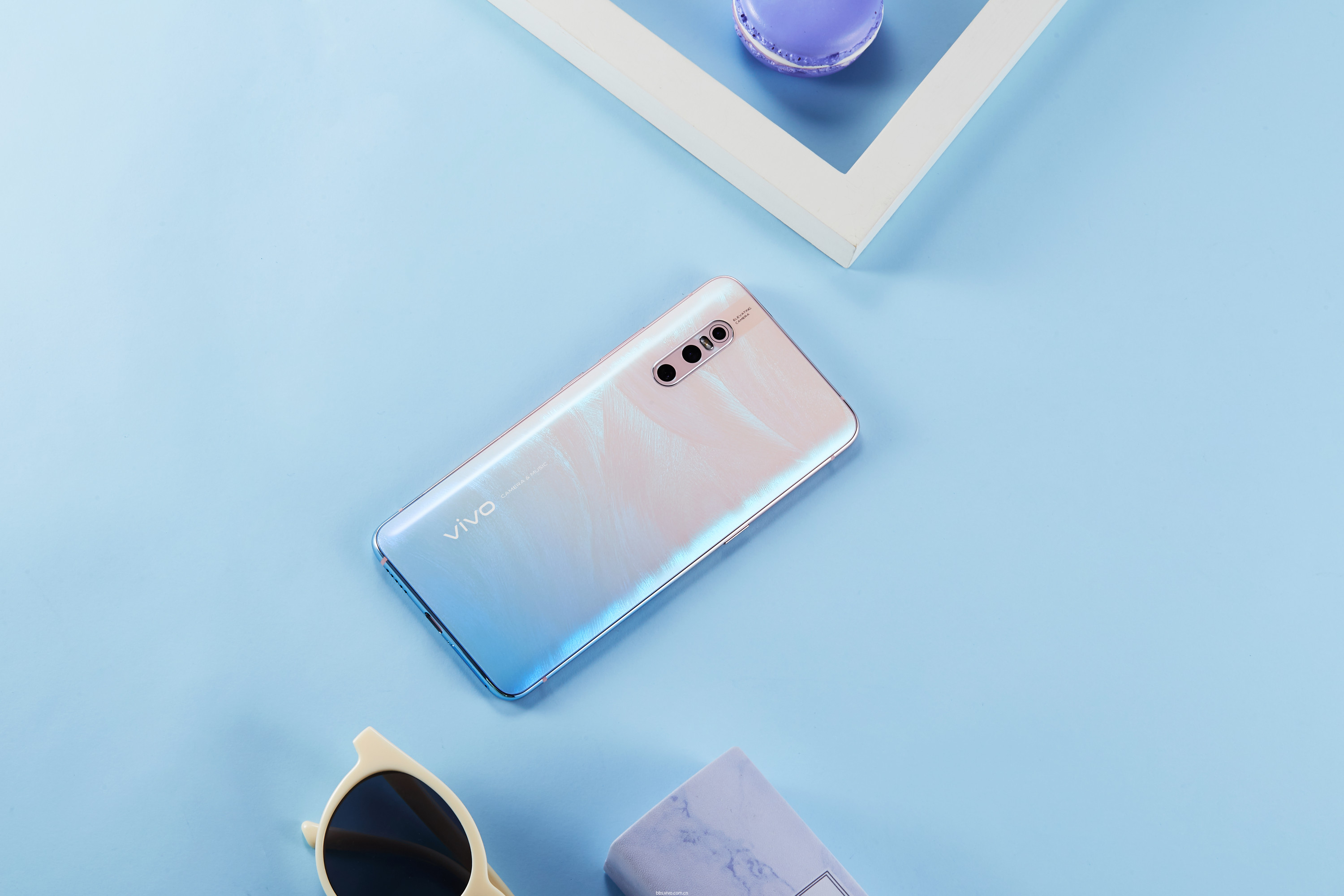 vivo x27印象夏日图赏:梦幻渲染,描绘出温柔的盛夏之恋