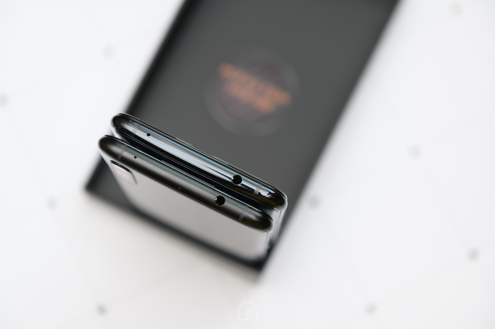 iqoopro内置壁纸高清,iqoo8pro内置壁纸高清 可能是目前最值的5g手机——iqoo pro 5g版上手/横评iqoo顶配版