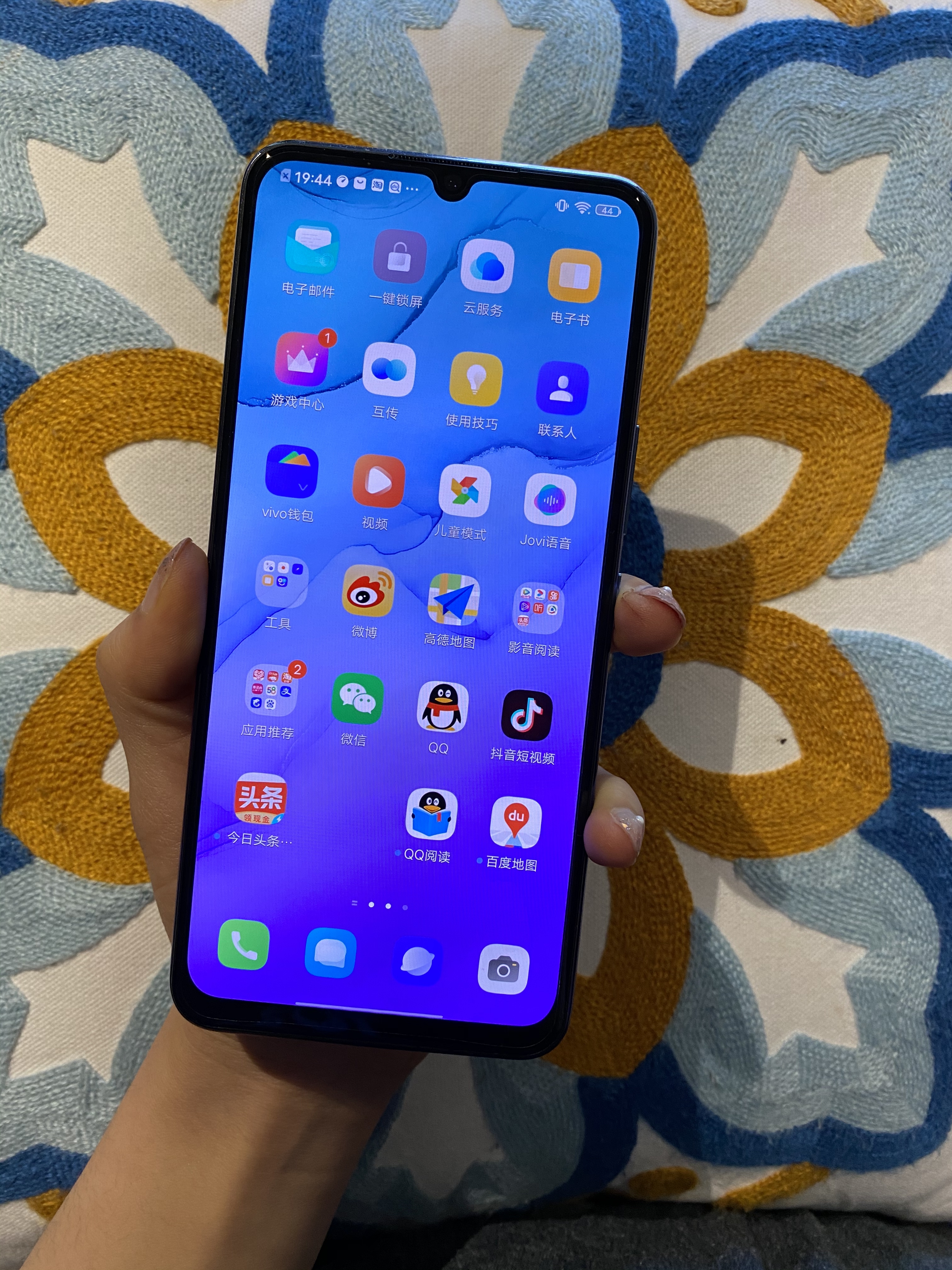 vivo s6 — 一部你拿起来就放不下的潮流5g自拍手机