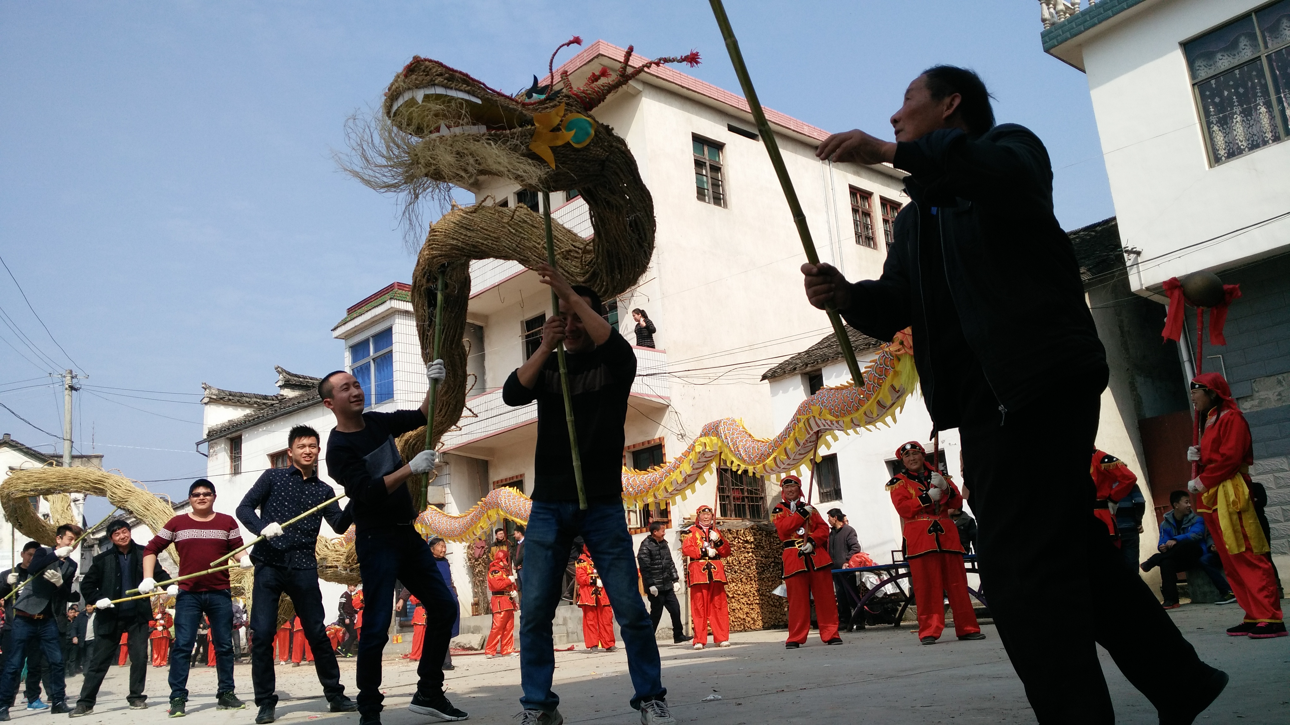 衡阳稻草龙图片