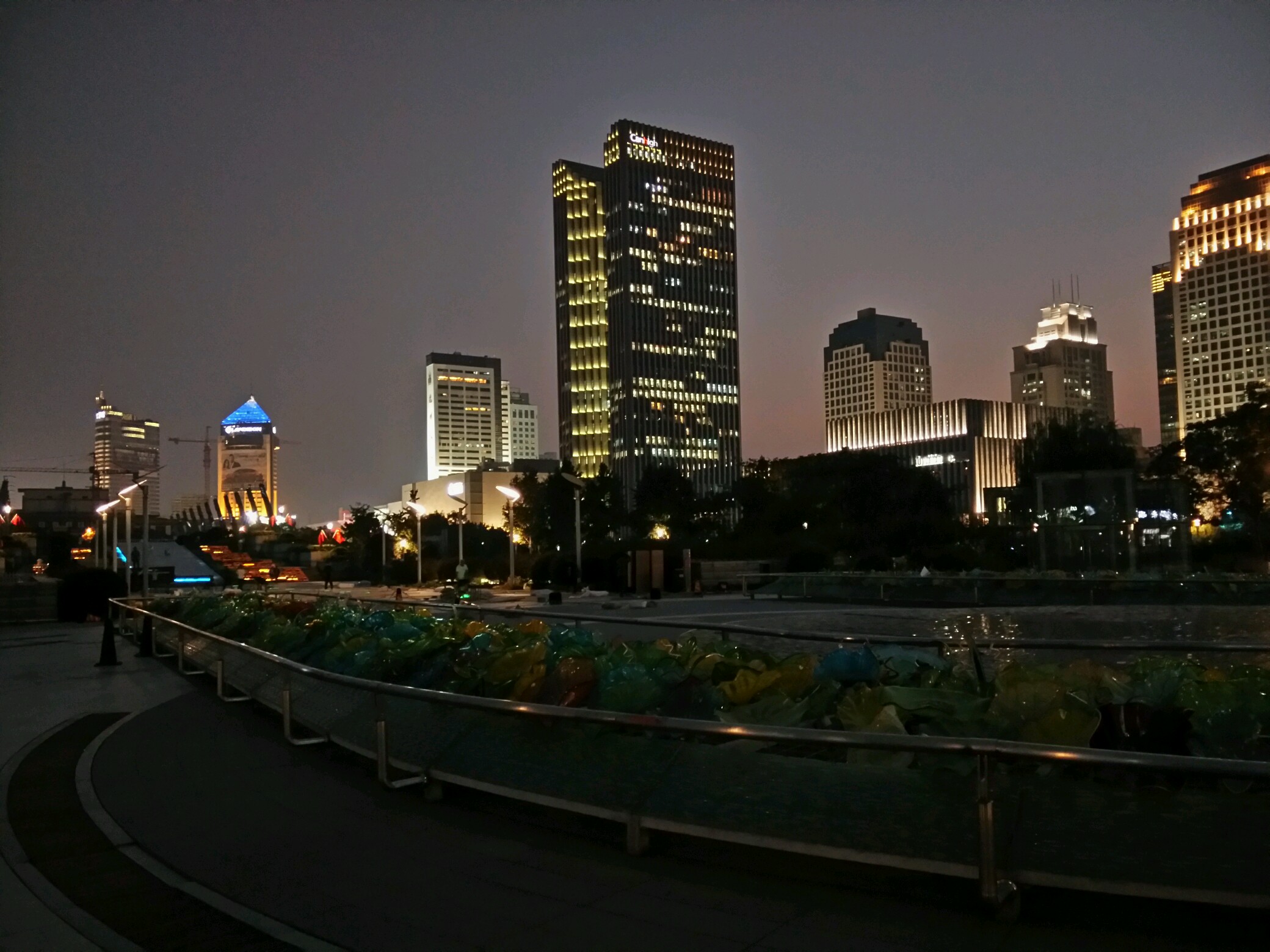 【结果公布】都市夜景作品征集——v粉手机摄影大赛第二期