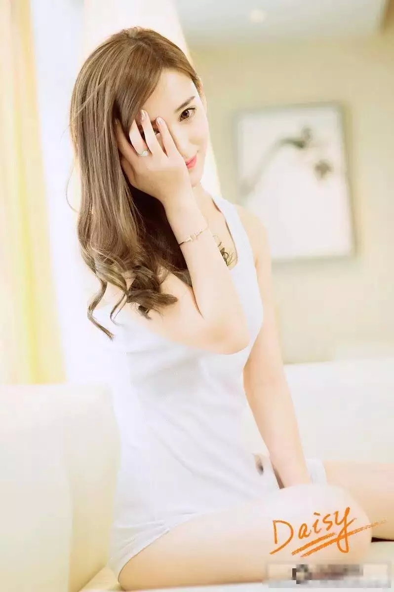 宅男女神李玉洁喷血诱惑图集