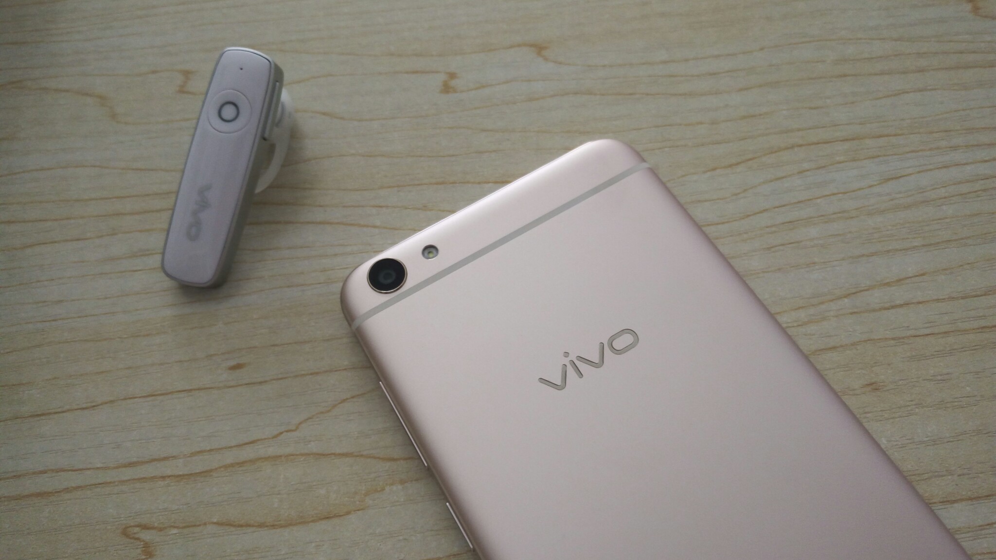 vivox7 开箱 让自拍更完美哦