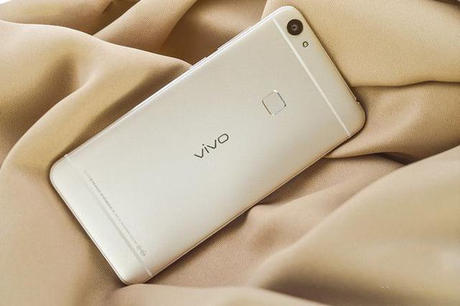 前置指纹识别 前置柔光自拍 vivo x7真机图赏