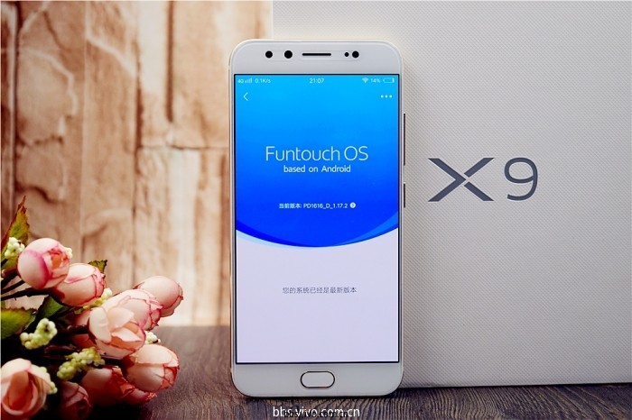 vivo一口气发了三款新机,包括vivo x9和x9plus,以及旗舰vivoxplay6.