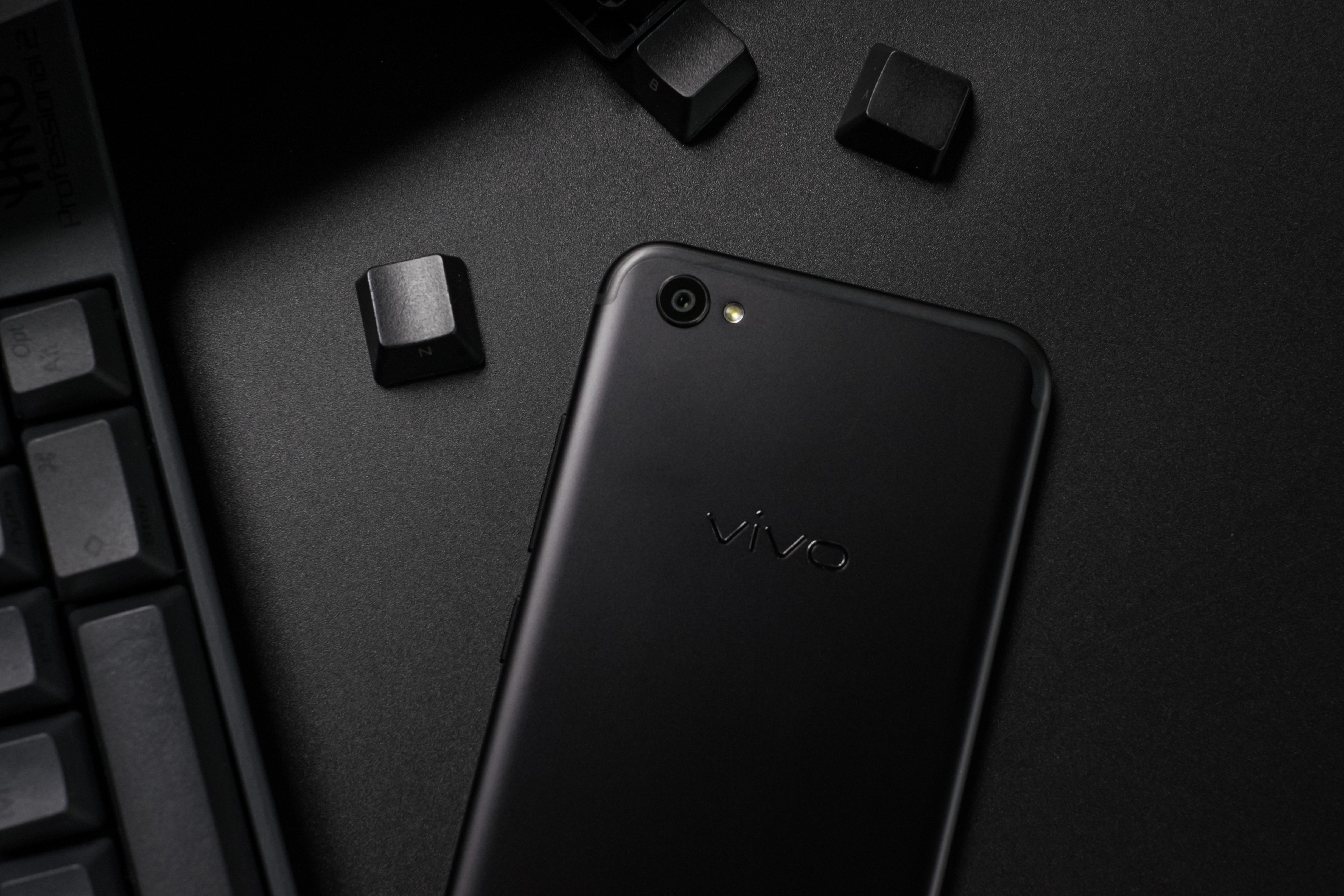 【x9评测】"黑"的漂亮 vivo x9磨砂黑图赏