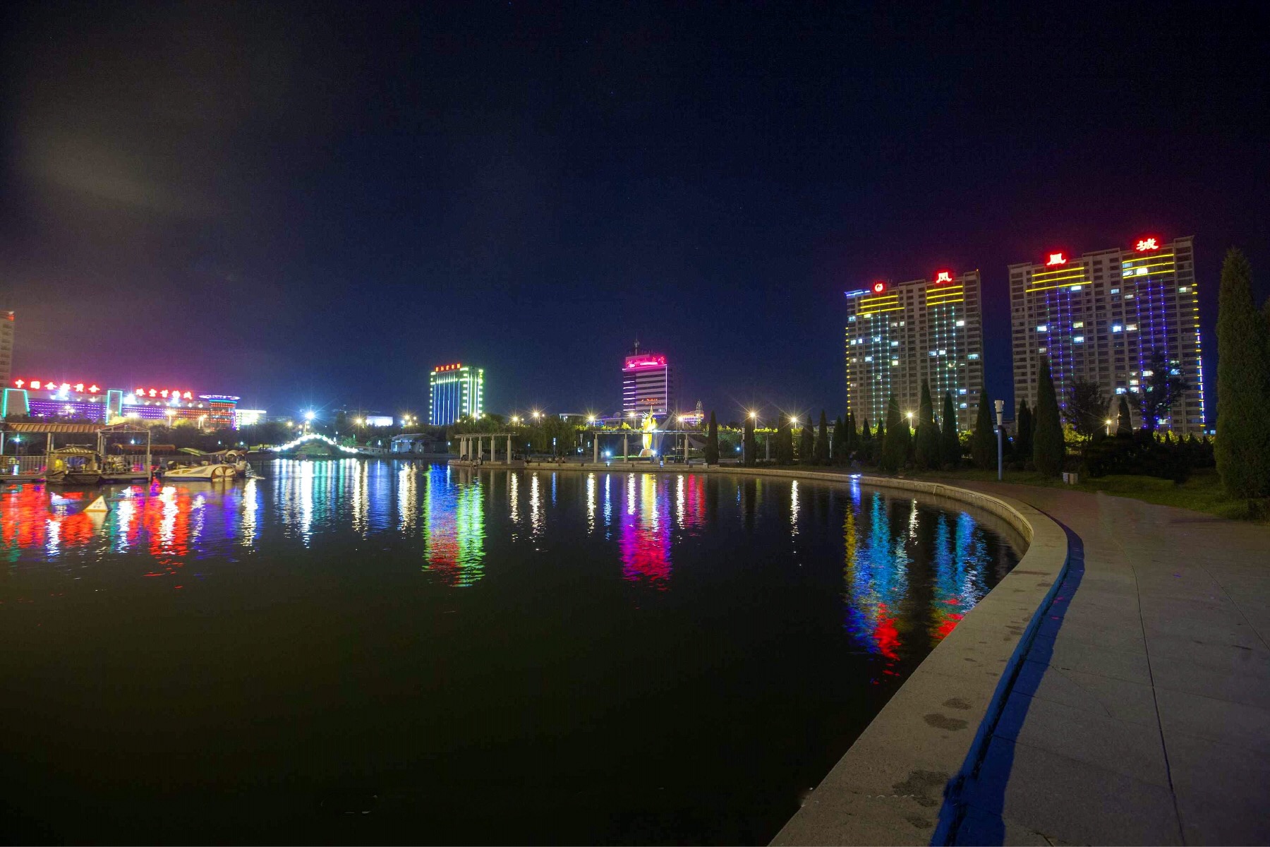 山東招遠夜景喜歡的點贊