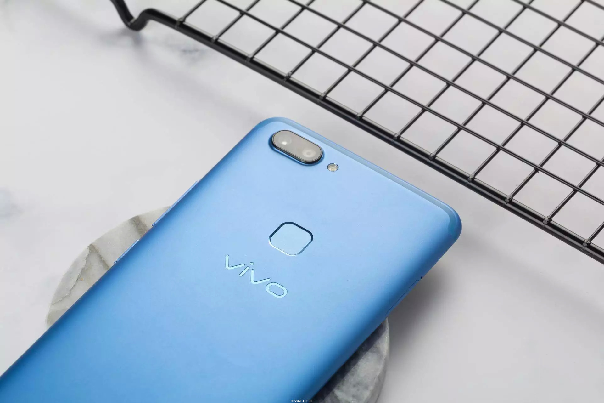 vivo蓝到底有多美,看完你会爱上它