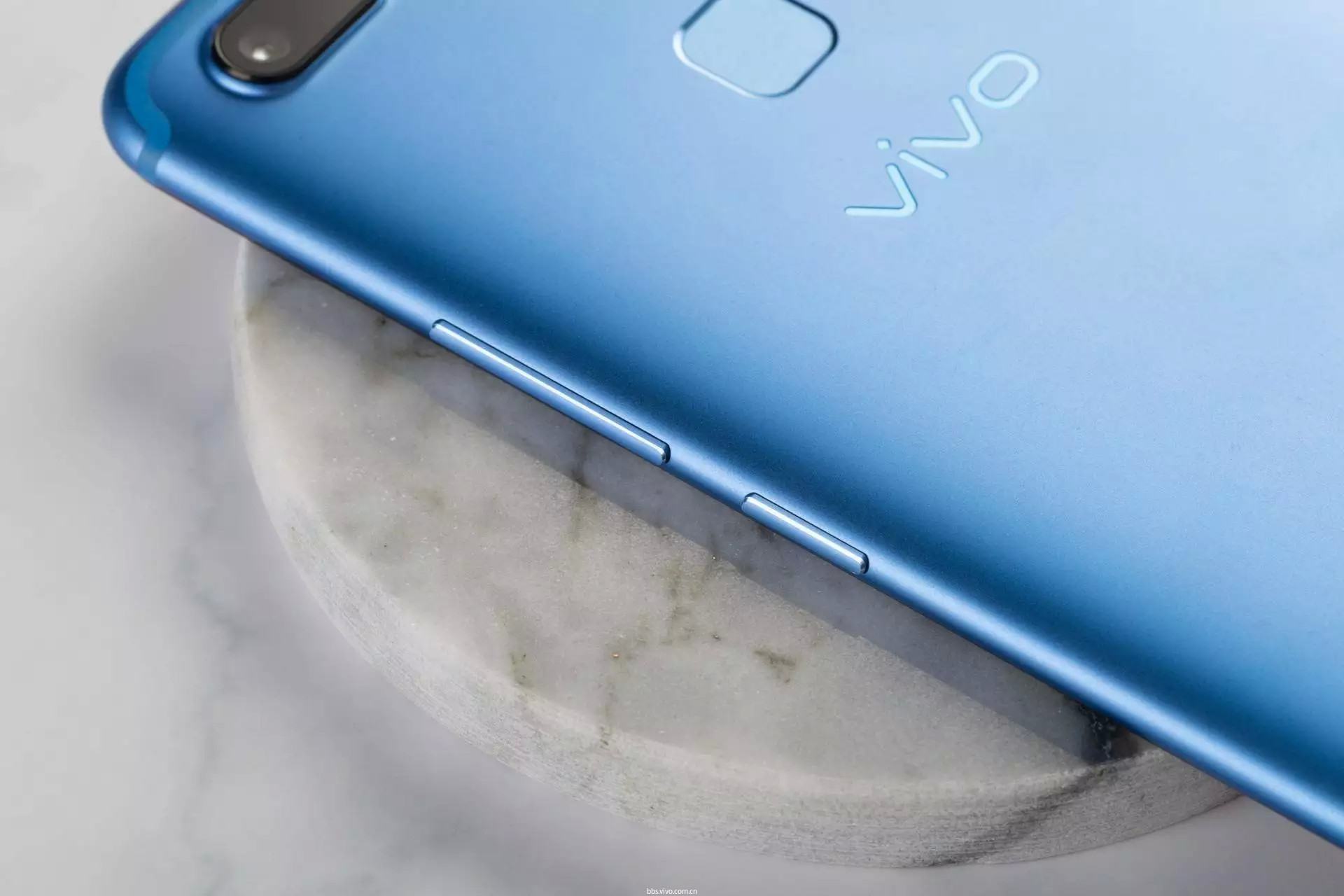 vivo蓝到底有多美,看完你会爱上它