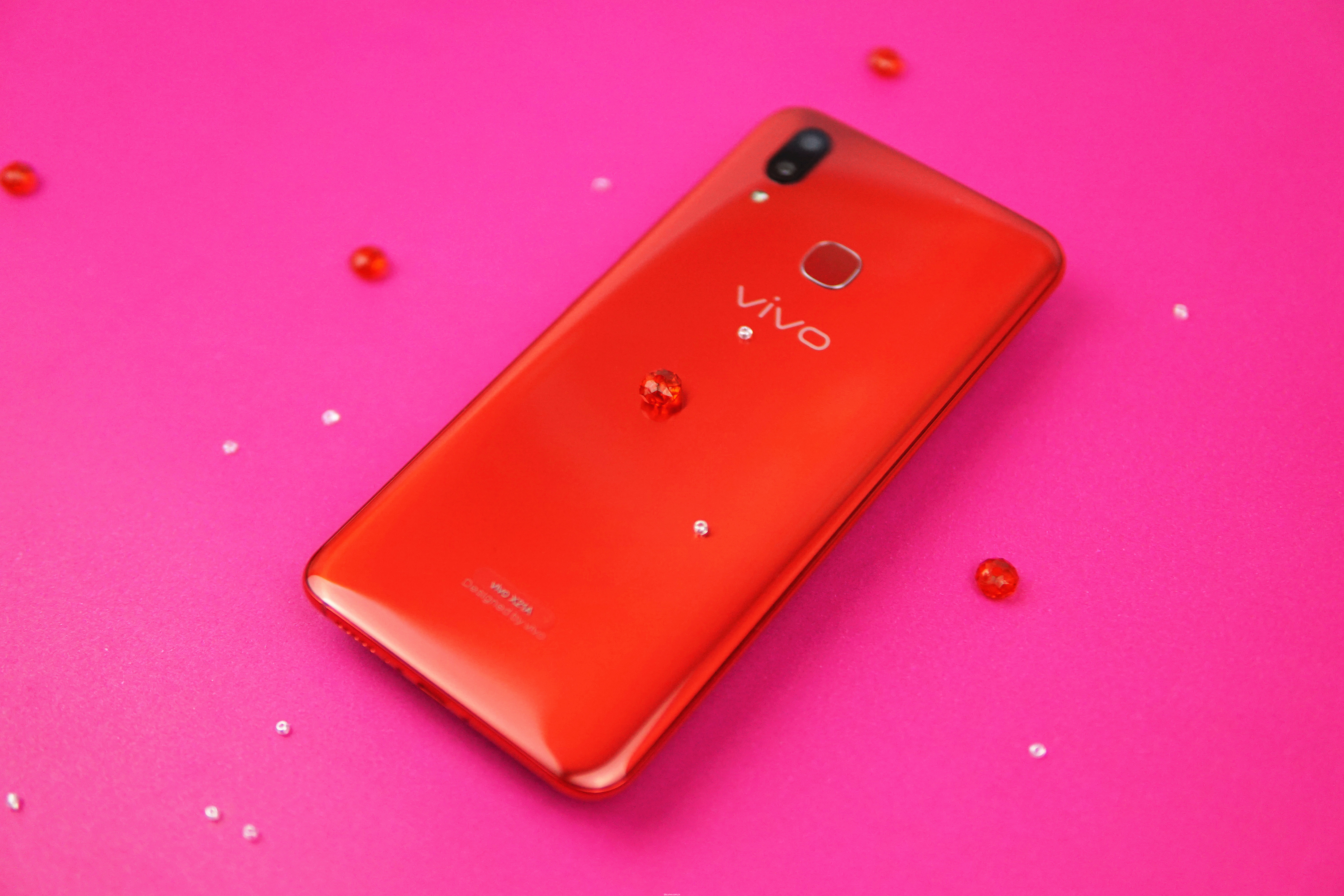vivo x21宝石红开箱,新一代全面屏,更全面惊艳
