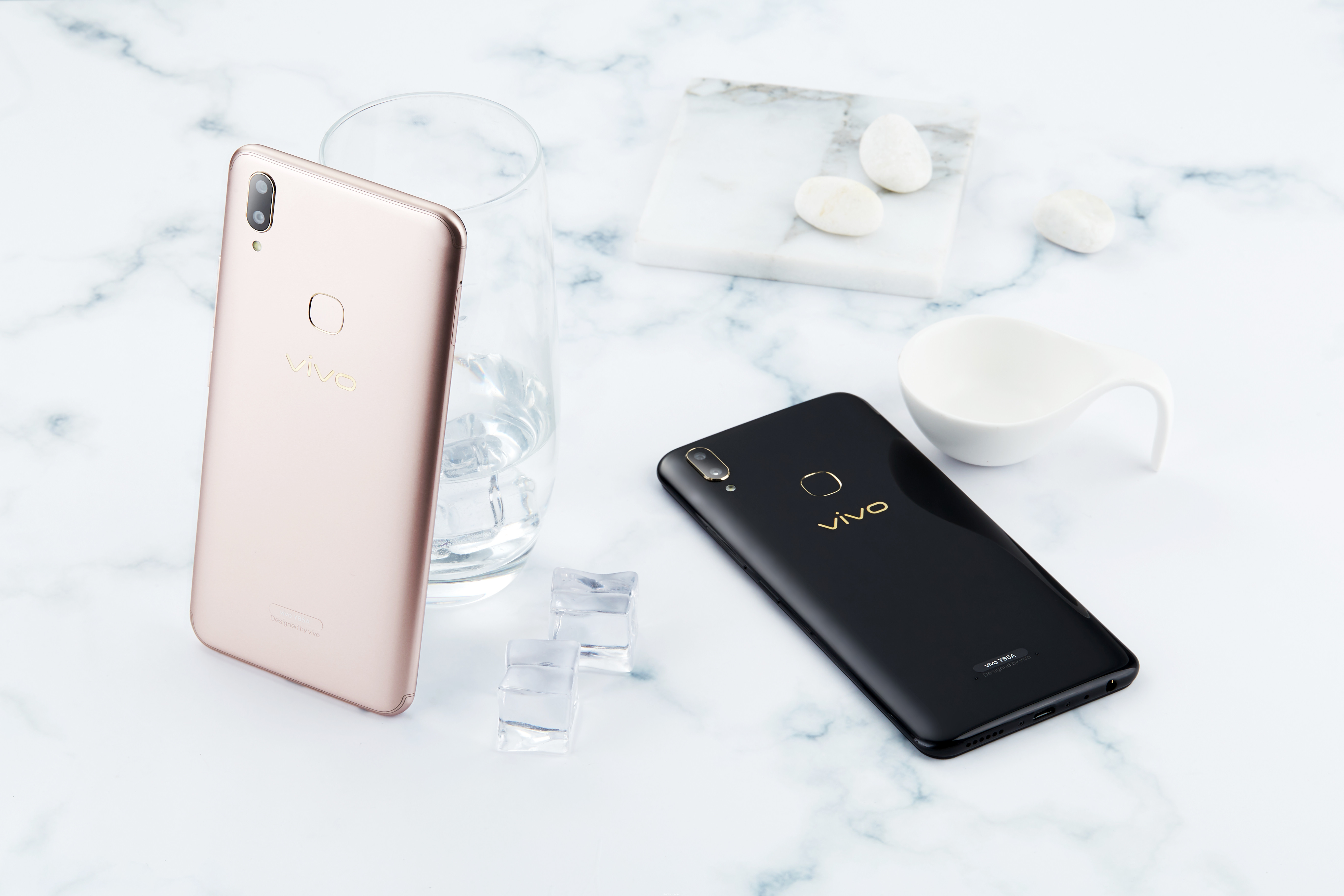 【美图鉴赏】y系列的颜值担当—vivo y85