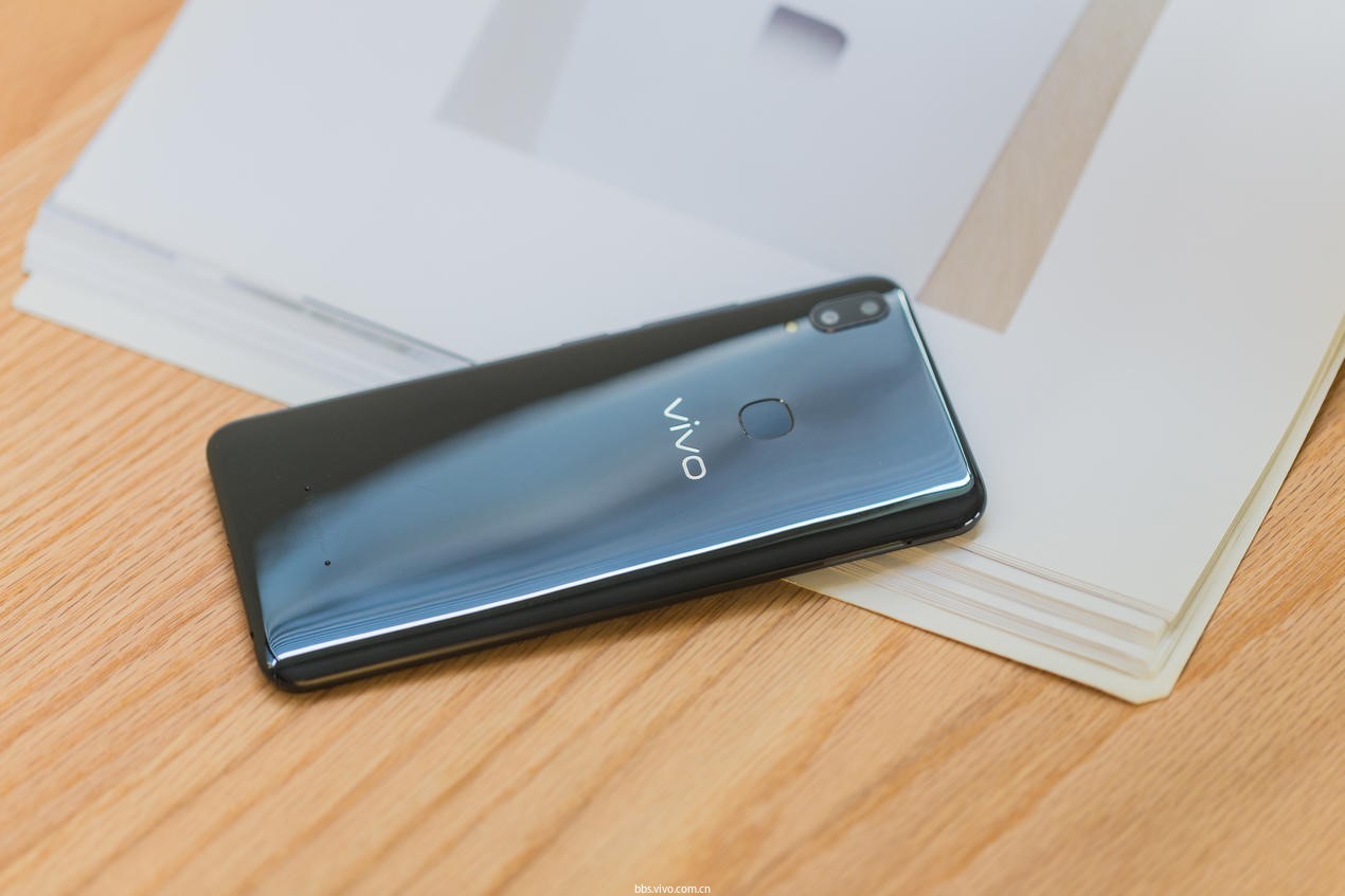 vivo z1游戏实测,上分王者简直太轻松