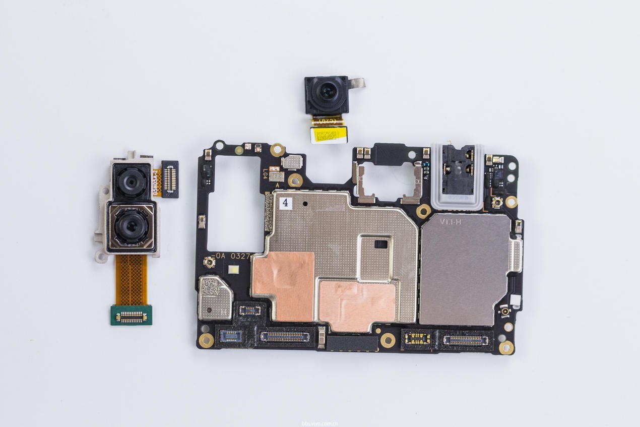 到这一步,主板正式拆卸完成!