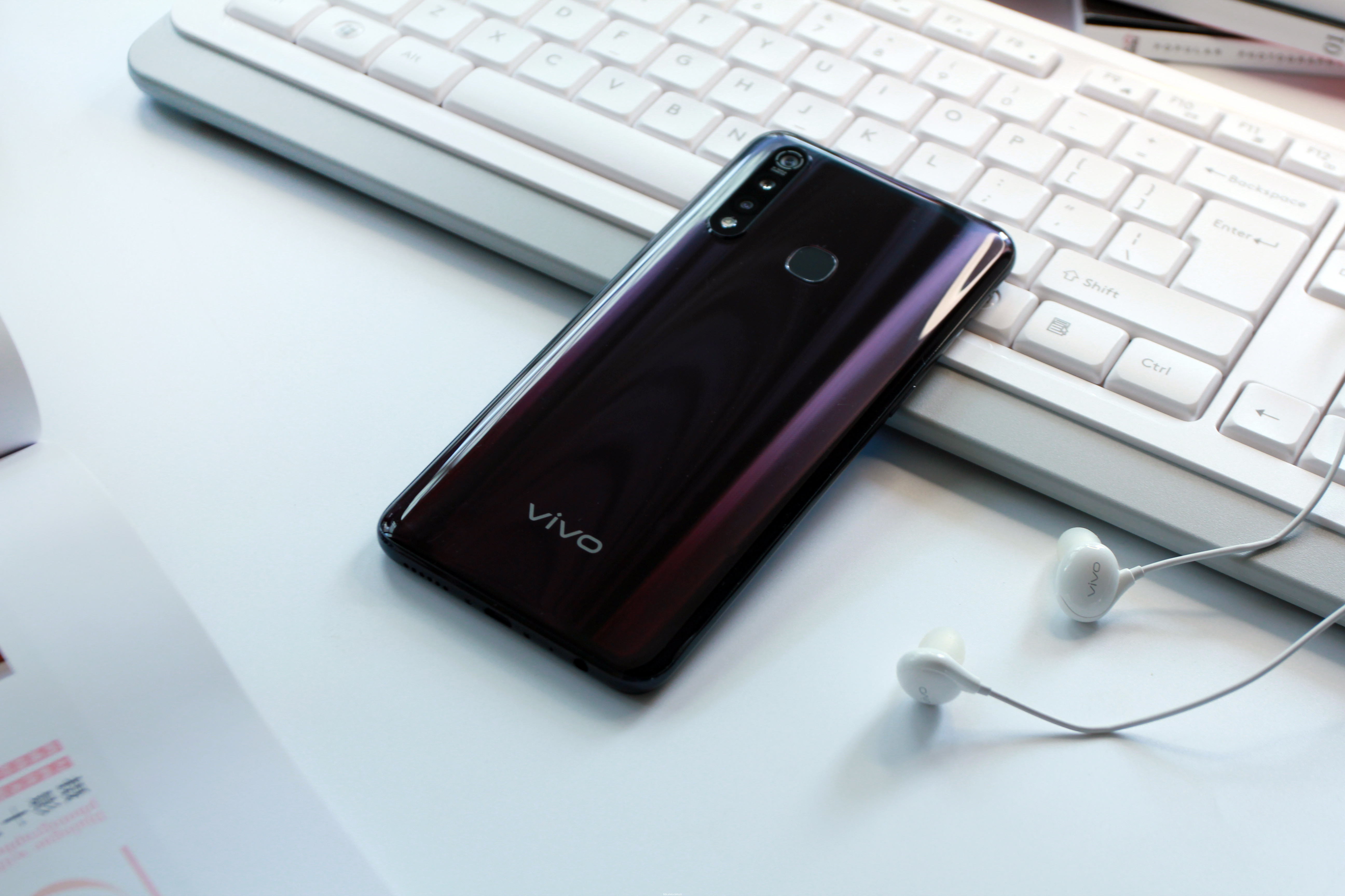 超人气千元机,强性能长续航的vivo z5x图赏