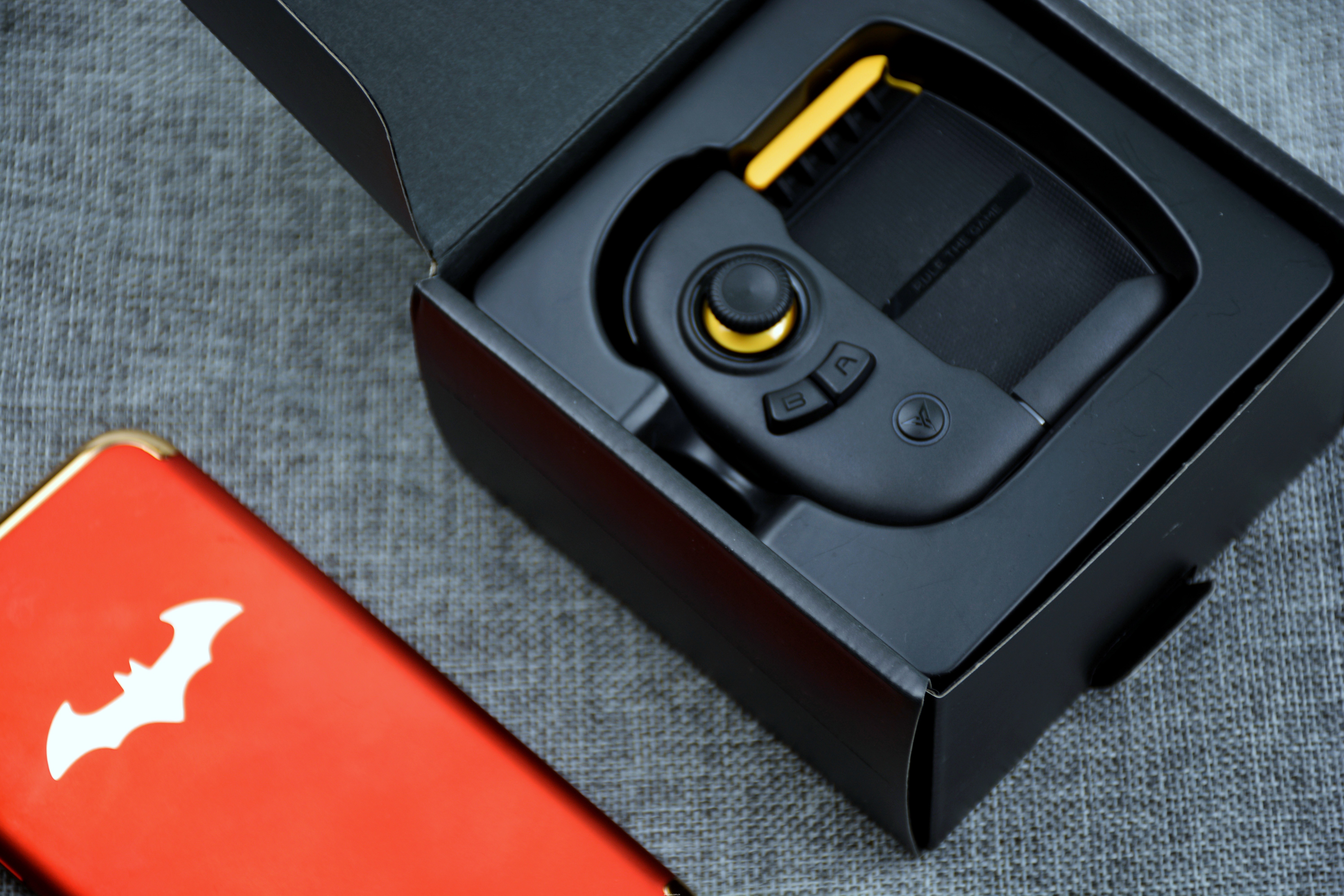 【v众测第23期】飞智黄蜂2单手手柄 手柄中的极品