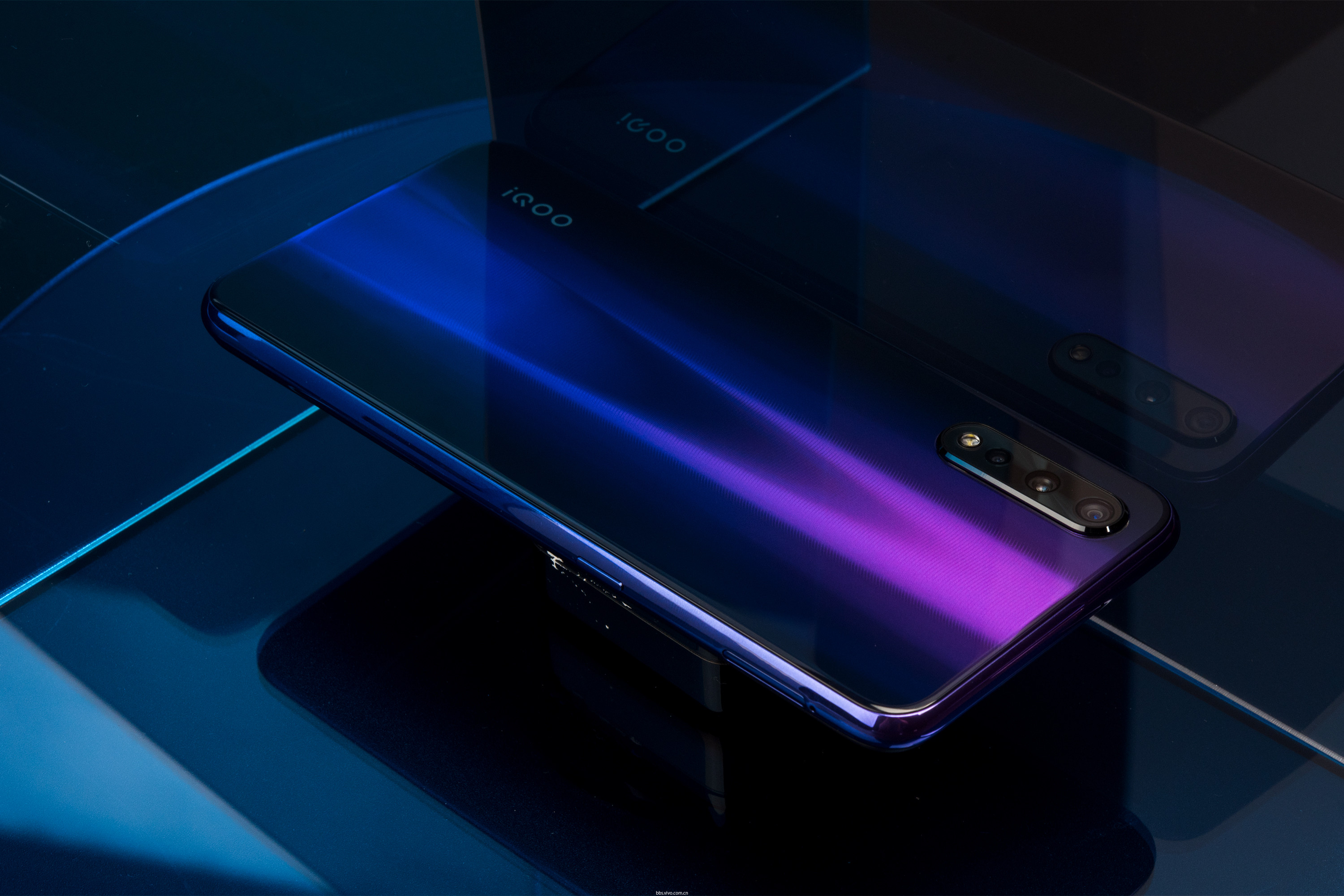 iqoo neo 855版图赏:性能碾压同级 想不到价格仅1798起-iqoo手机-vivo