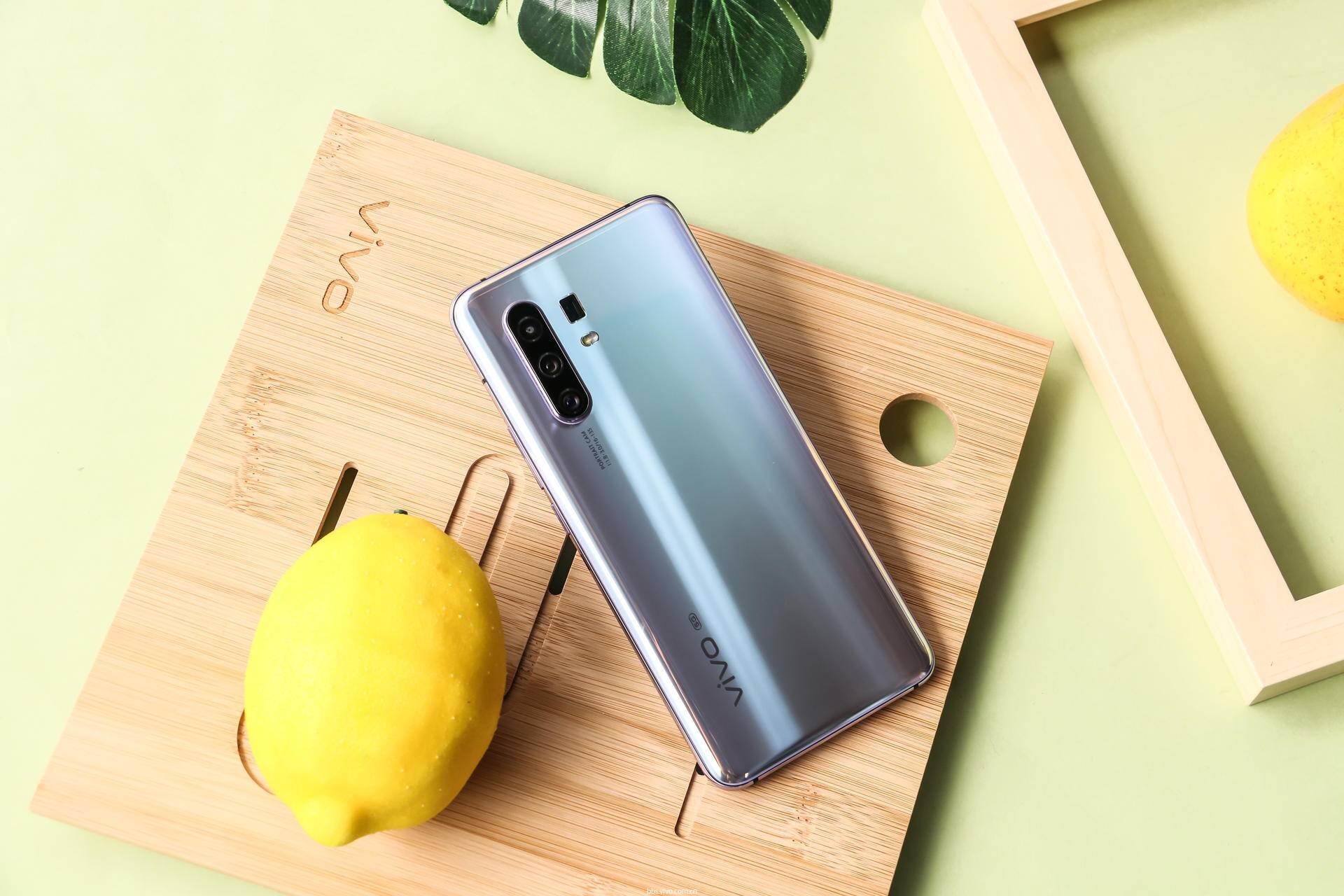 x30 pro美图出炉:兼顾颜值与体验的年度旗舰,让人怦然心动