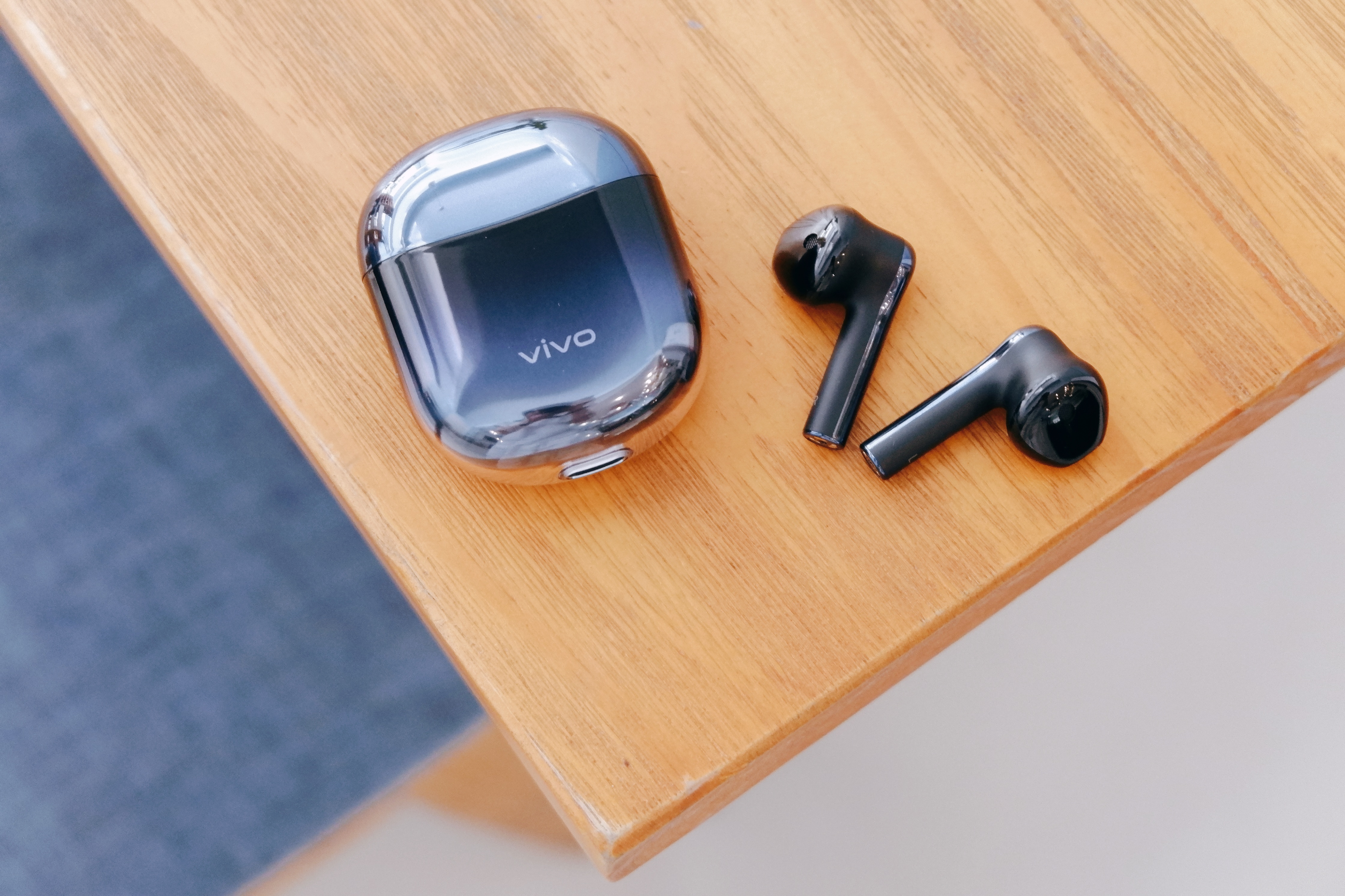 2,vivo 真无线蓝牙耳机 tws earphone真无线蓝牙耳机 为你带来更贴心