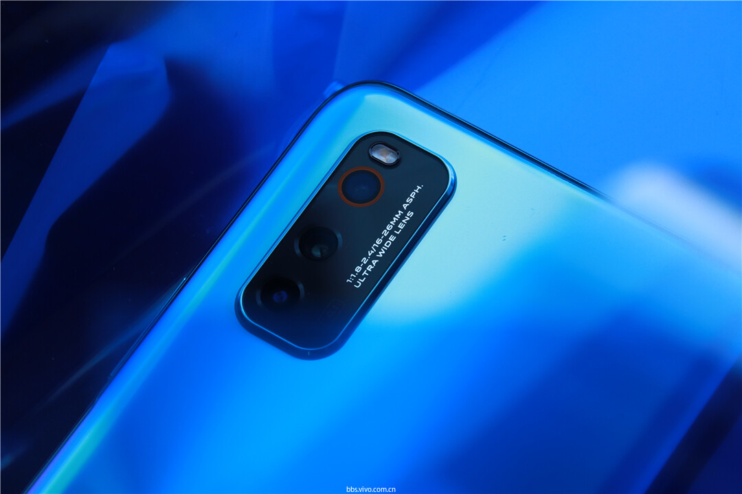 iqoo neo3青空蓝图赏:生而为赢,青空愈蓝